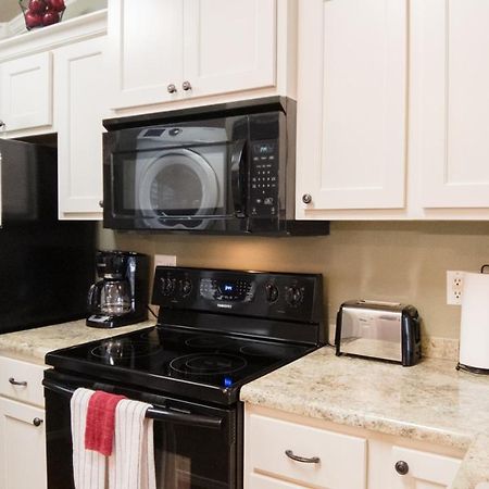 2Br Walk-In - Central Location - Free Tickets Included - Fc41-17 布蘭森 外观 照片