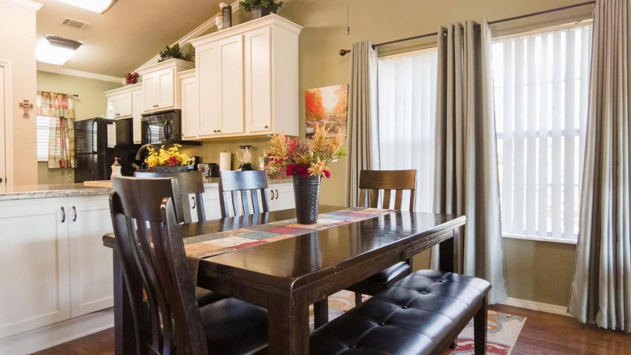 2Br Walk-In - Central Location - Free Tickets Included - Fc41-17 布蘭森 外观 照片