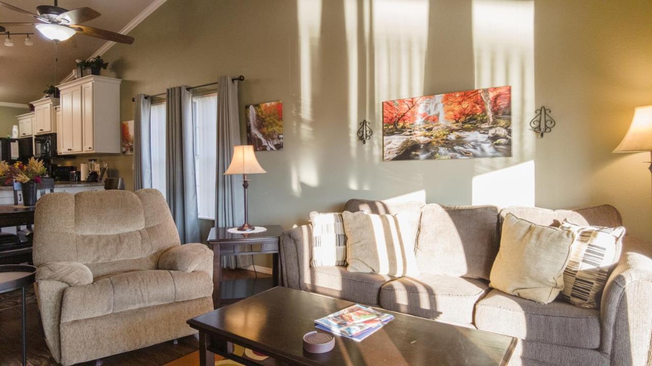 2Br Walk-In - Central Location - Free Tickets Included - Fc41-17 布蘭森 外观 照片